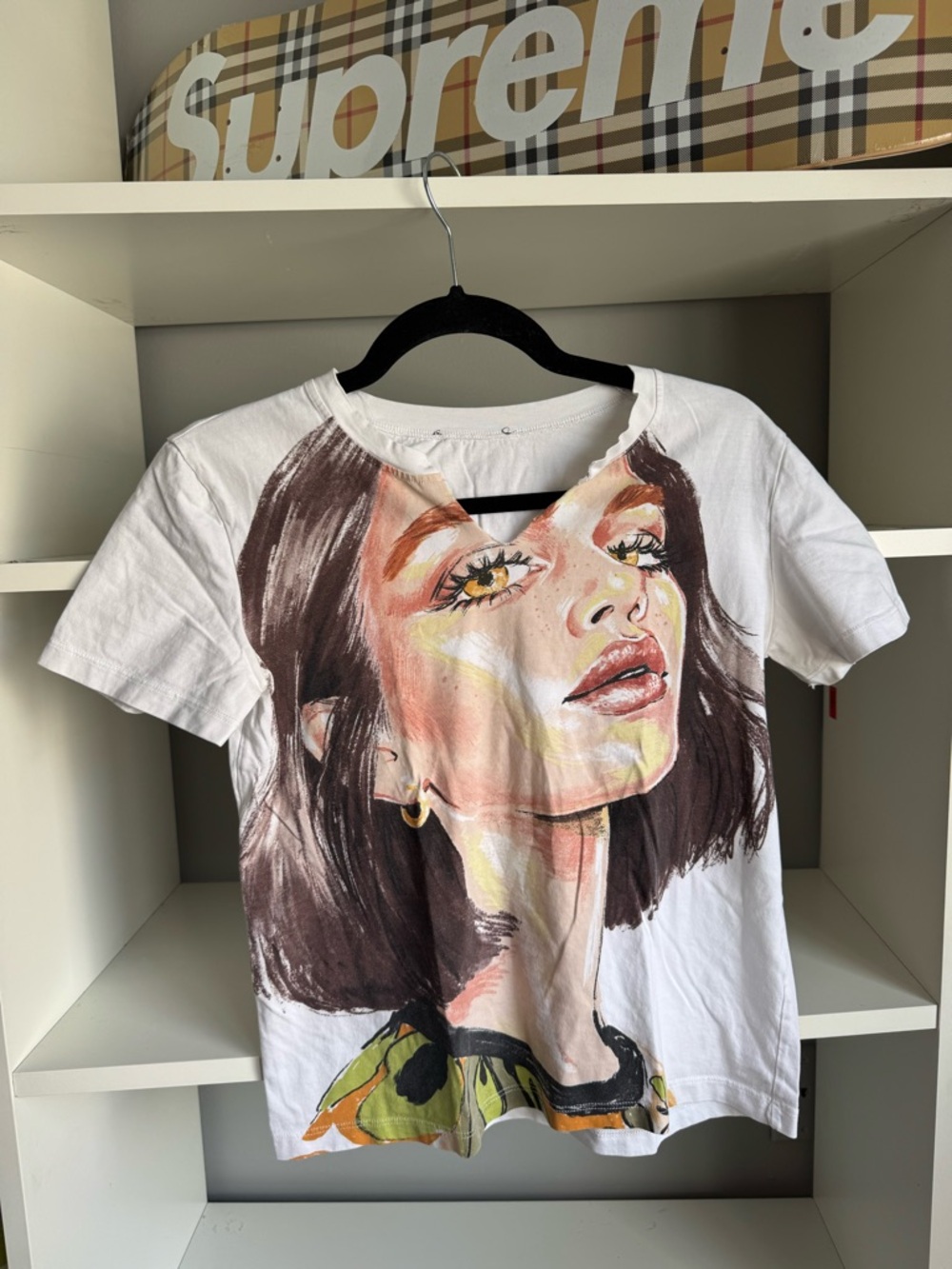 Vintage girl graphic tee